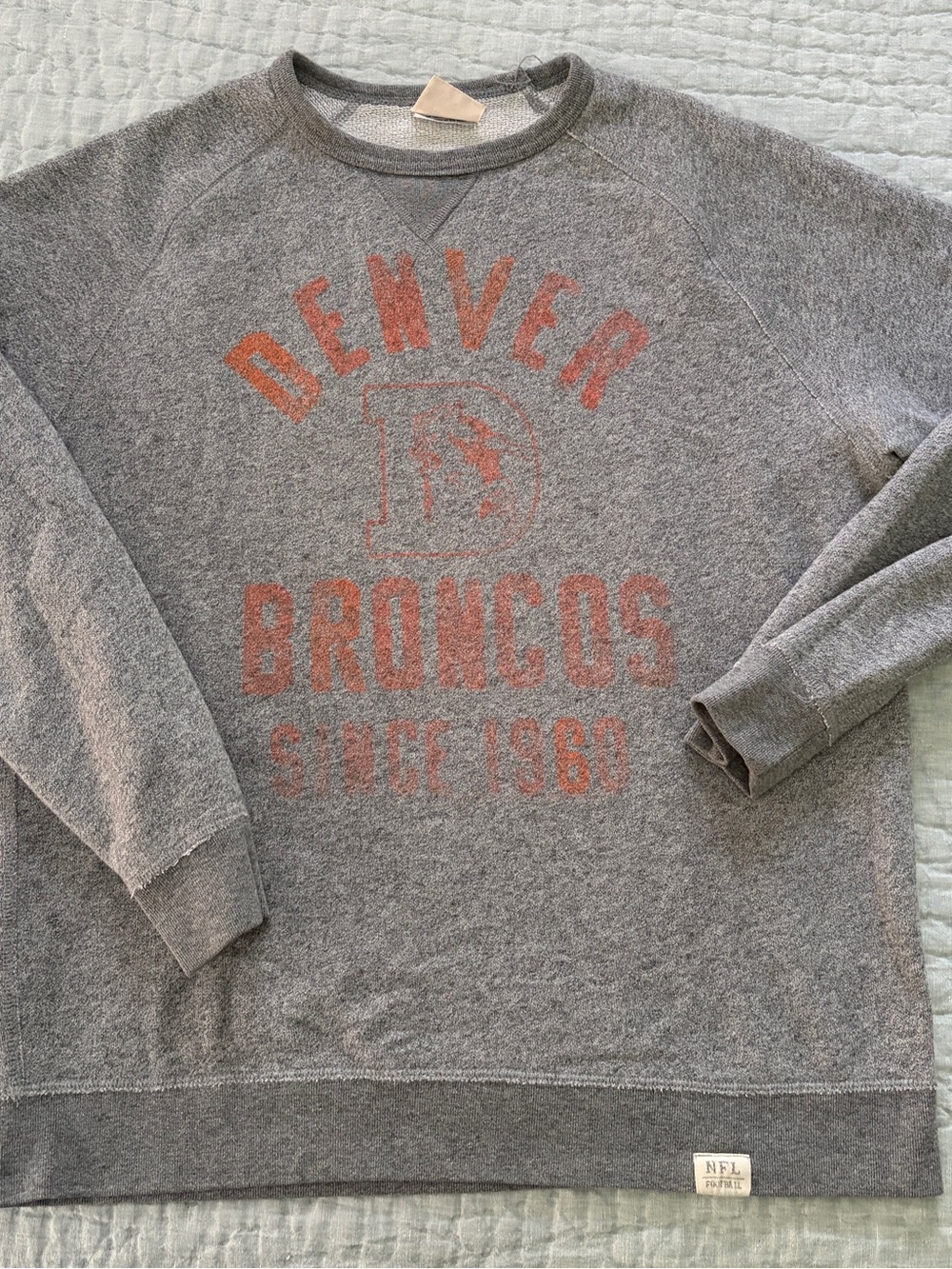 Junk Food Clothing Denver Broncos Gray Crewneck